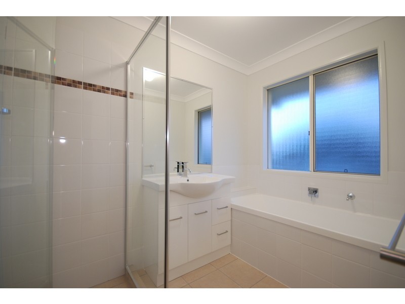 3 Everstar Street, Reedy Creek QLD 4227