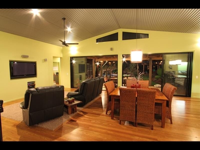 16 Grove Creek Close, Reedy Creek QLD 4227