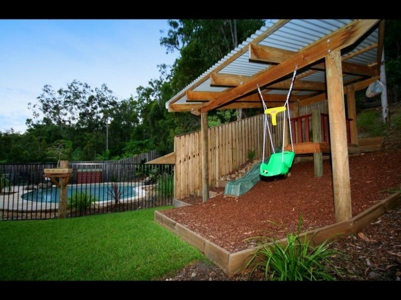 16 Grove Creek Close, Reedy Creek QLD 4227