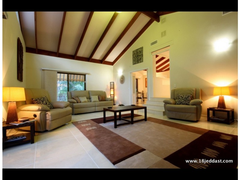 18 Jedda Street, Tallebudgera QLD 4228