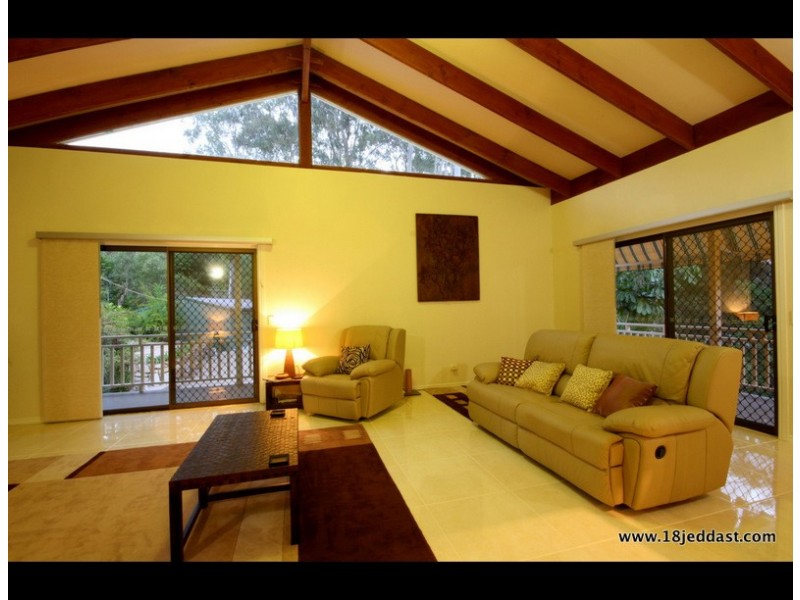 18 Jedda Street, Tallebudgera QLD 4228