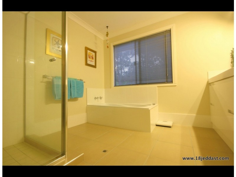 18 Jedda Street, Tallebudgera QLD 4228