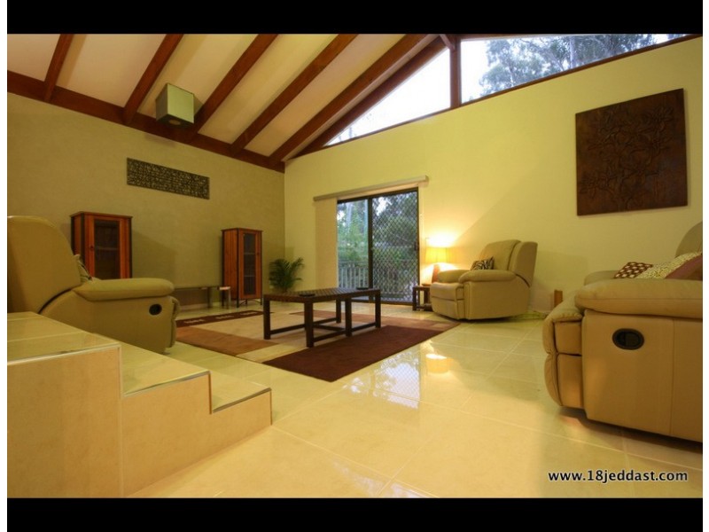 18 Jedda Street, Tallebudgera QLD 4228