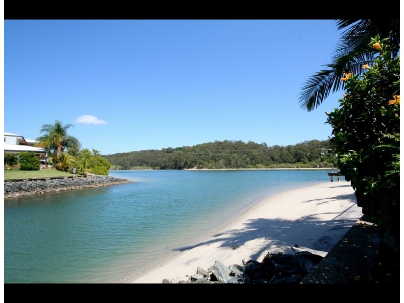 45 Murlong Crescent, Palm Beach QLD 4221