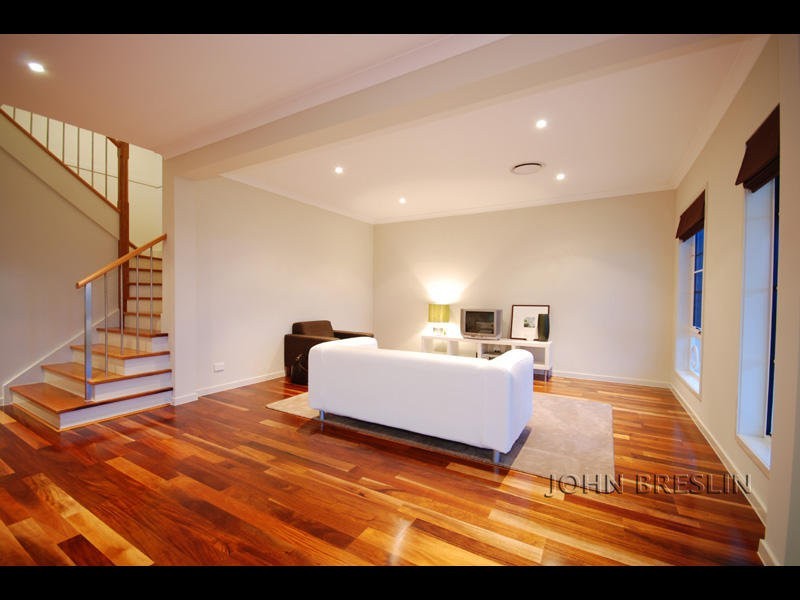 74 Observatory Drive, Reedy Creek QLD 4227