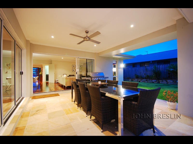 74 Observatory Drive, Reedy Creek QLD 4227