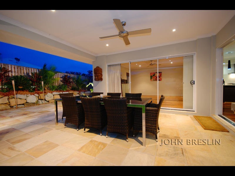 74 Observatory Drive, Reedy Creek QLD 4227