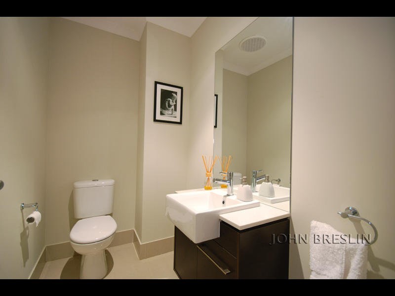 74 Observatory Drive, Reedy Creek QLD 4227