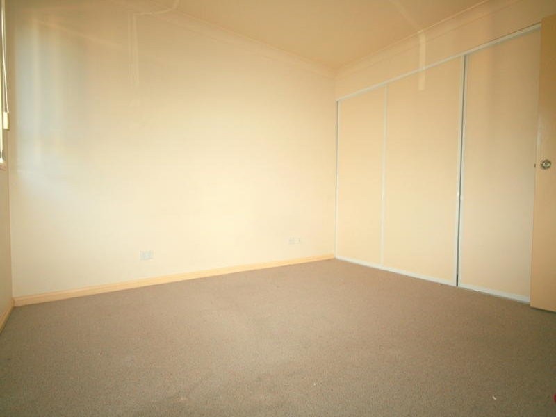 4/206 Queen Street, Southport QLD 4215