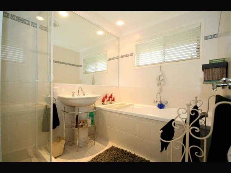 14 Sky Royal Terrace, Burleigh Heads QLD 4220