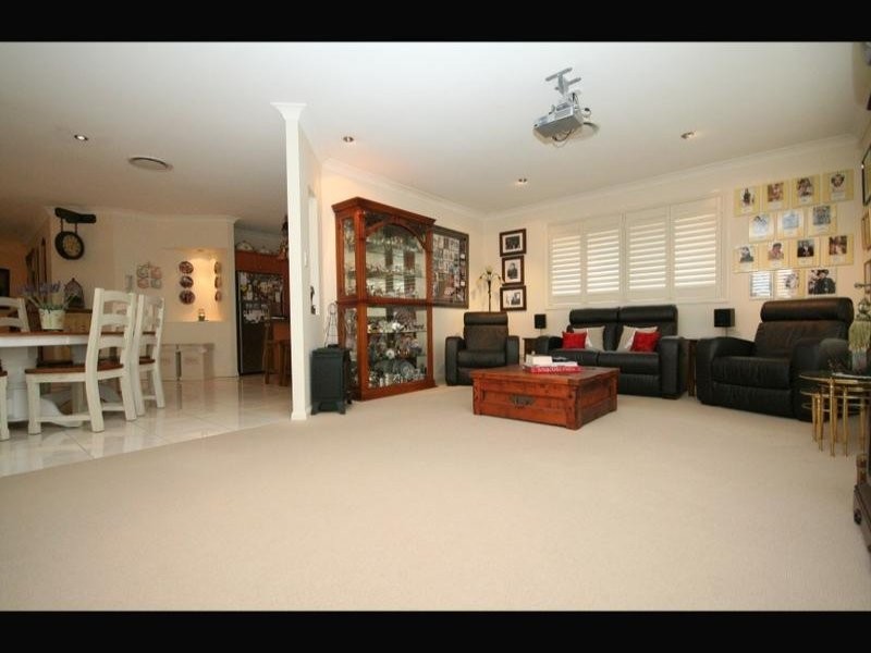 14 Sky Royal Terrace, Burleigh Heads QLD 4220