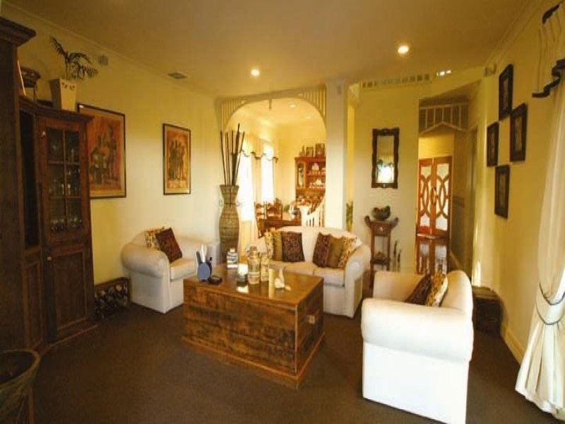 76 Skyline Terrace, Burleigh Heads QLD 4220