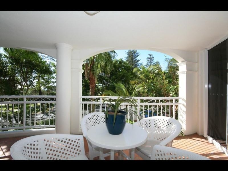 2204 / 222 The Esplanade, Burleigh Heads QLD 4220