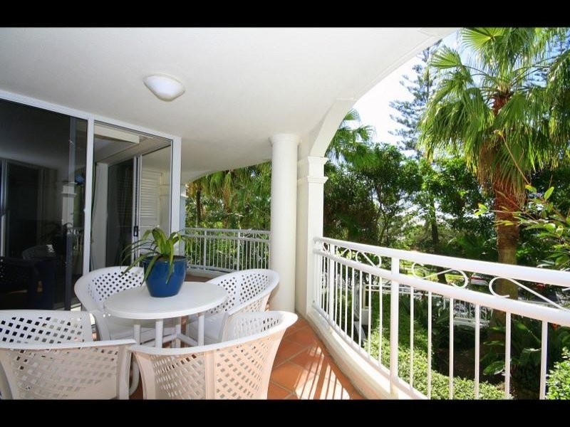 2204 / 222 The Esplanade, Burleigh Heads QLD 4220