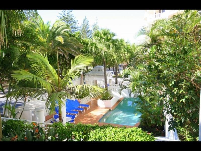 2204 / 222 The Esplanade, Burleigh Heads QLD 4220