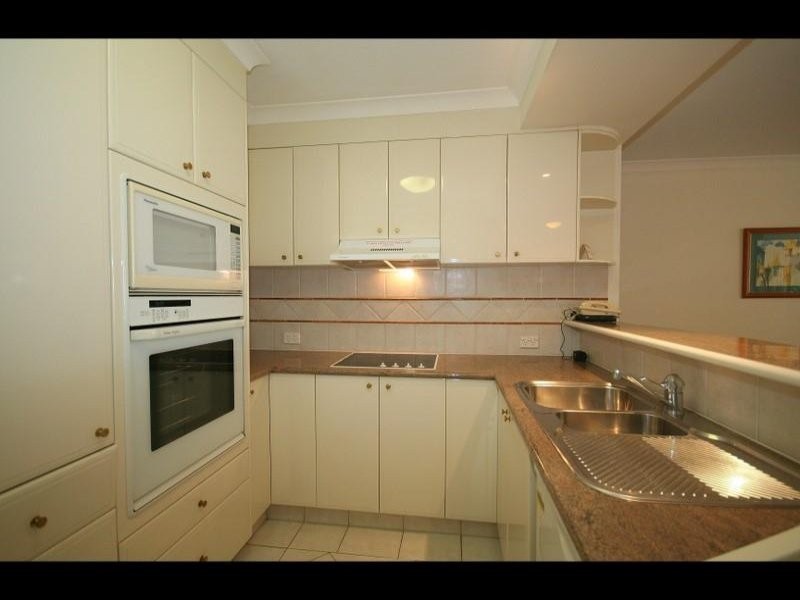 2204 / 222 The Esplanade, Burleigh Heads QLD 4220