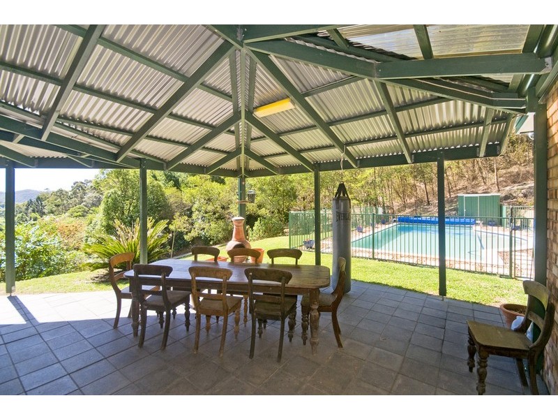 128 Valley Drive, Tallebudgera QLD 4228