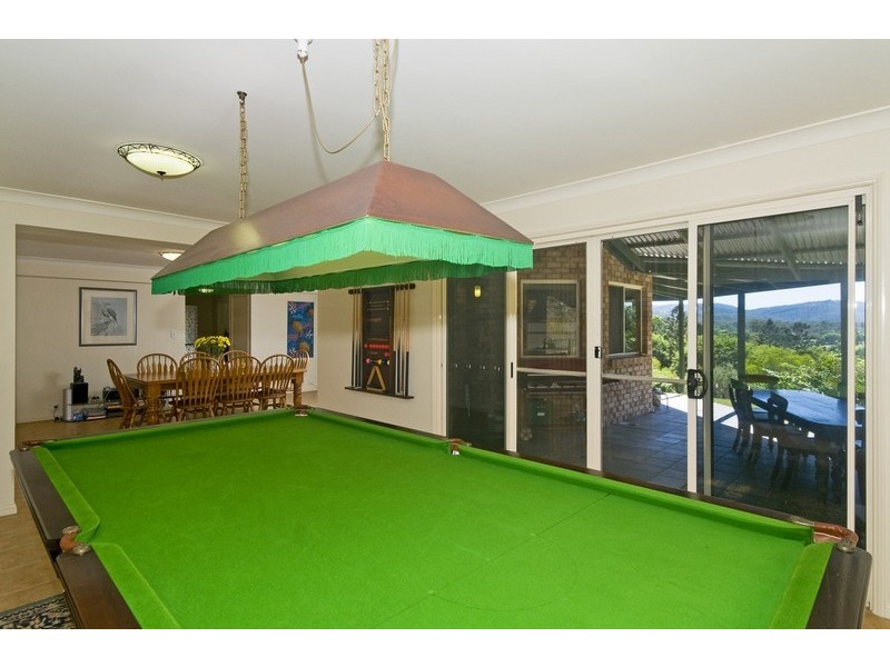 128 Valley Drive, Tallebudgera QLD 4228