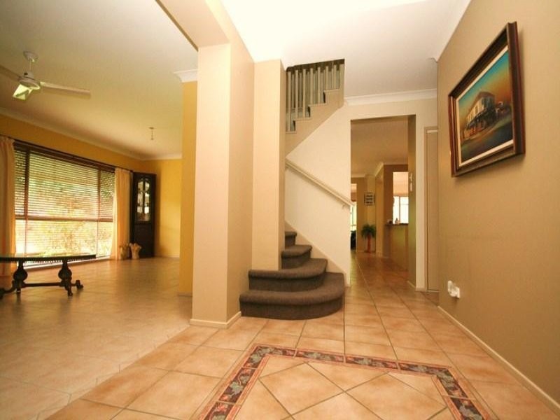 132 Valley Drive, Tallebudgera QLD 4228