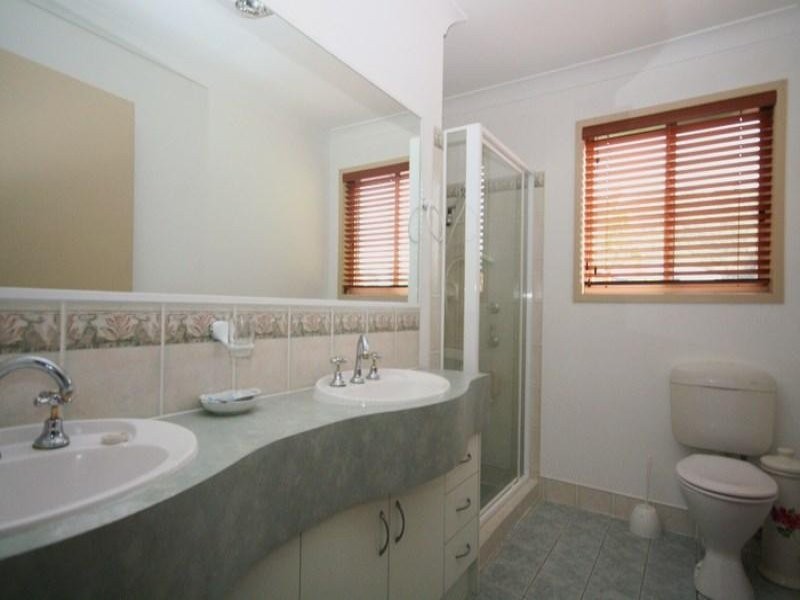 132 Valley Drive, Tallebudgera QLD 4228