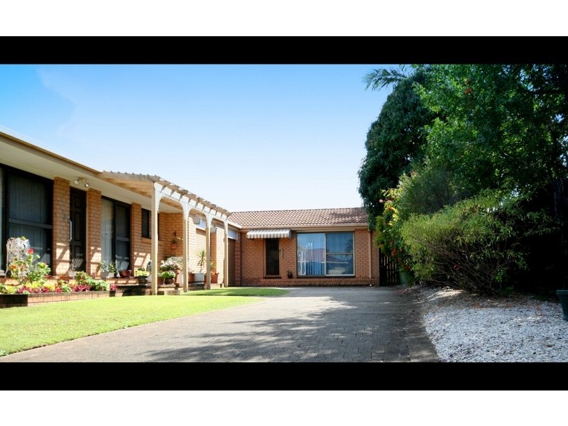 1/3 Wagtail Court, Burleigh Waters QLD 4220