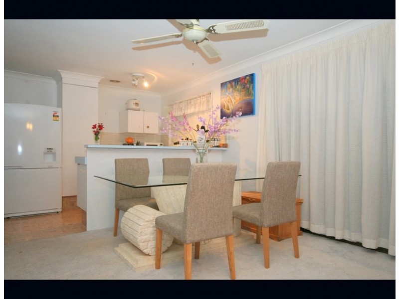 1/3 Wagtail Court, Burleigh Waters QLD 4220