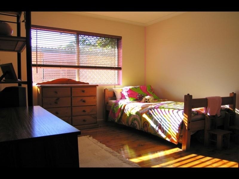 1 / 42 West Burleigh Road, Burleigh Heads QLD 4220