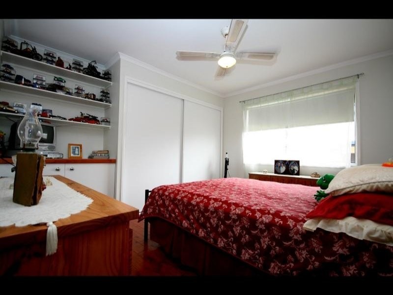 2 / 42 West Burleigh Road, Burleigh Heads QLD 4220