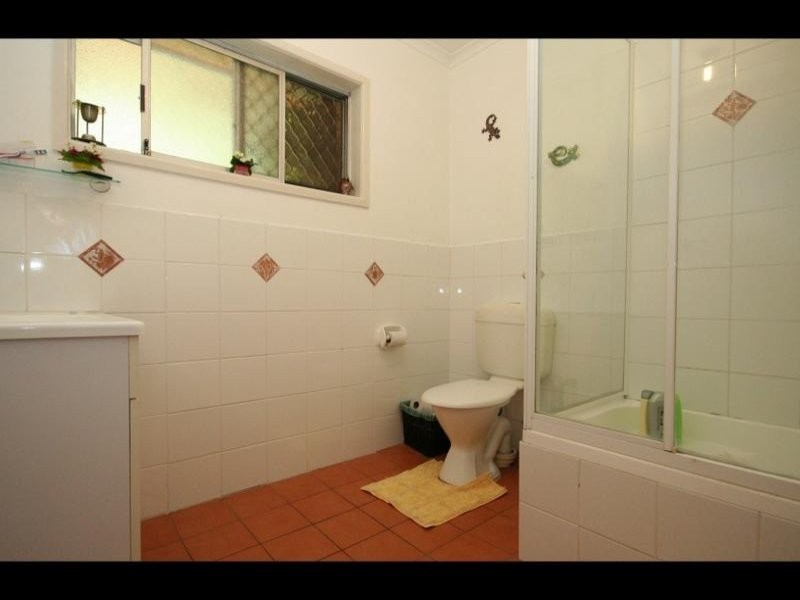 2 / 42 West Burleigh Road, Burleigh Heads QLD 4220