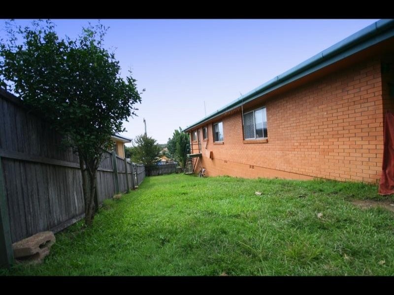 2 / 42 West Burleigh Road, Burleigh Heads QLD 4220