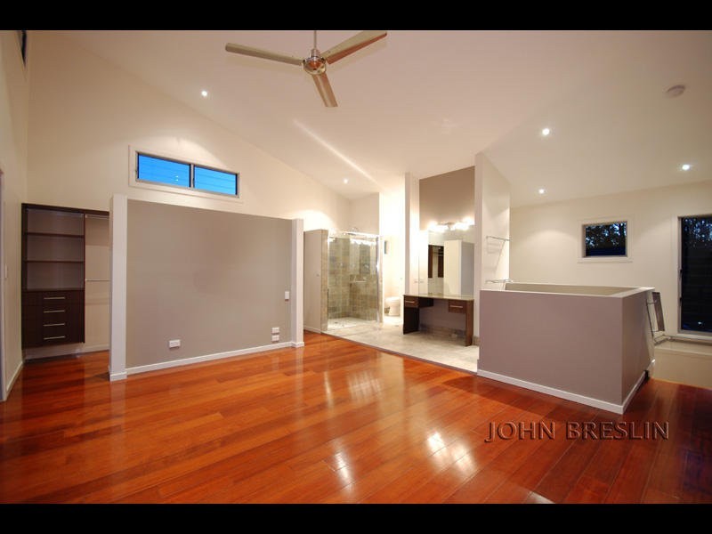 38 Willow Tree Drive, Reedy Creek QLD 4227