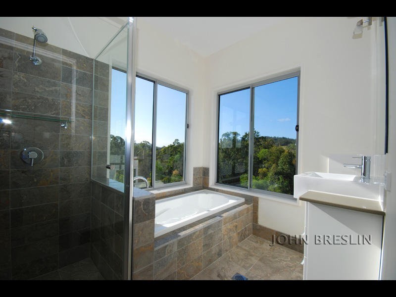 38 Willow Tree Drive, Reedy Creek QLD 4227