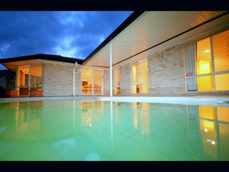 8 Wyllie Way, Reedy Creek QLD 4227