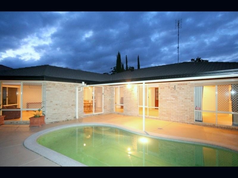 8 Wyllie Way, Reedy Creek QLD 4227