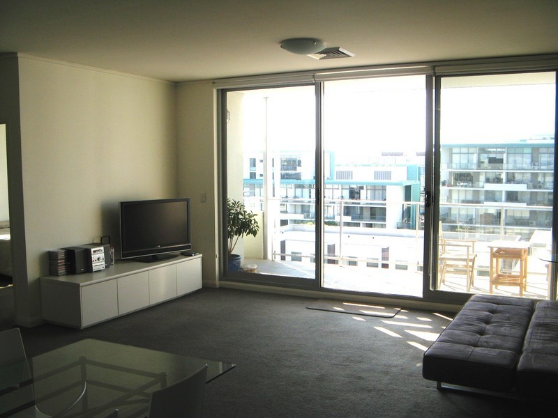 *LEASED* 607/2 Shoreline Drive, Rhodes NSW 2138