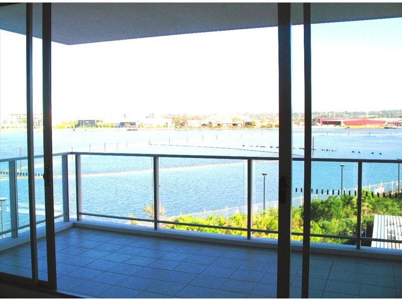 *LEASED* 203/12 Jean Wailes Ave, Rhodes NSW 2138