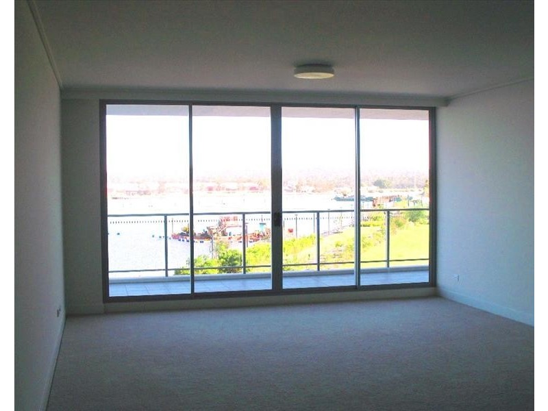 *LEASED* 203/12 Jean Wailes Ave, Rhodes NSW 2138