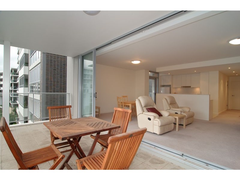 *LEASED* 502/11 Shoreline Drive, Rhodes NSW 2138