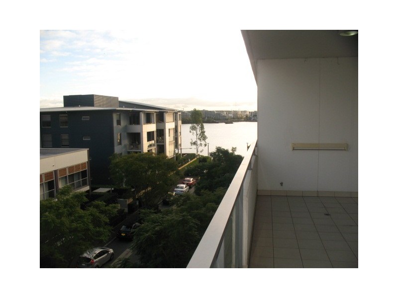 *LEASED* 403/2 Lewis Ave, Rhodes NSW 2138