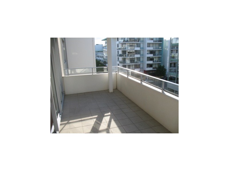 *LEASED* 403/9 Shoreline Dr, Rhodes NSW 2138