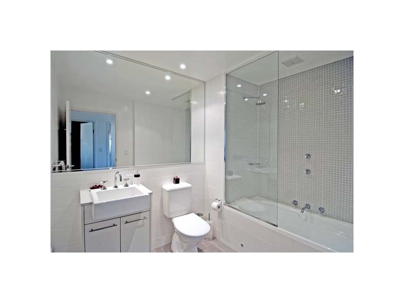 402 2 Shoreline Dr, Rhodes NSW 2138