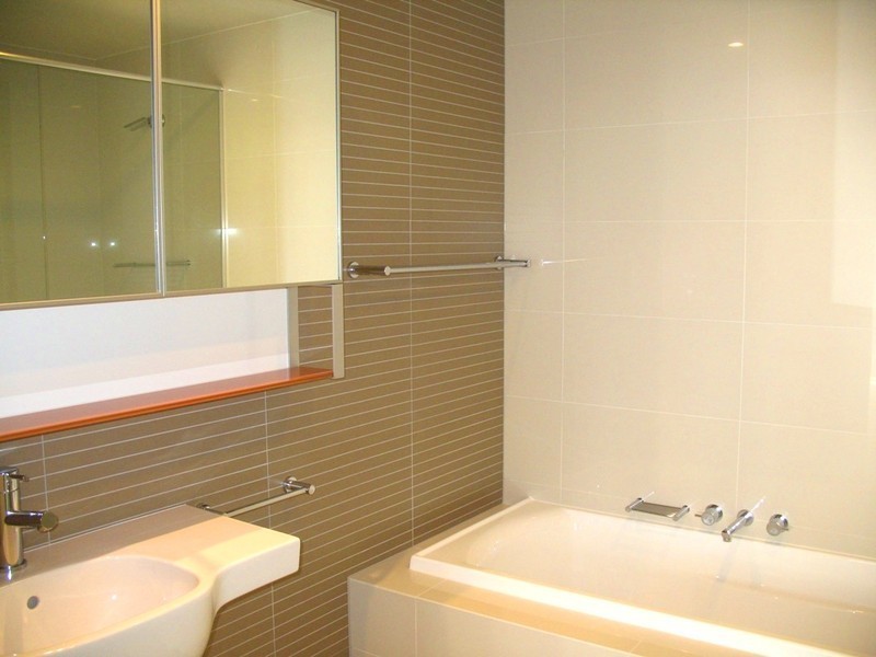 *LEASED* 403/8 Jean Wailes Avenue, Rhodes NSW 2138