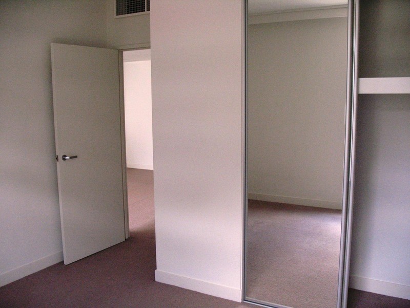 *LEASED* 208/14 Shoreline Drive, Rhodes NSW 2138