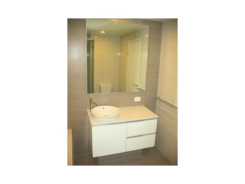 *LEASED*  602/80 Rider Boulevard, Rhodes NSW 2138