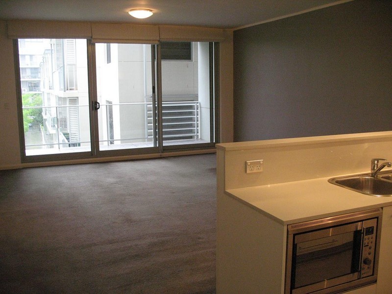 *LEASED* 308/2 Shoreline Drive, Rhodes NSW 2138