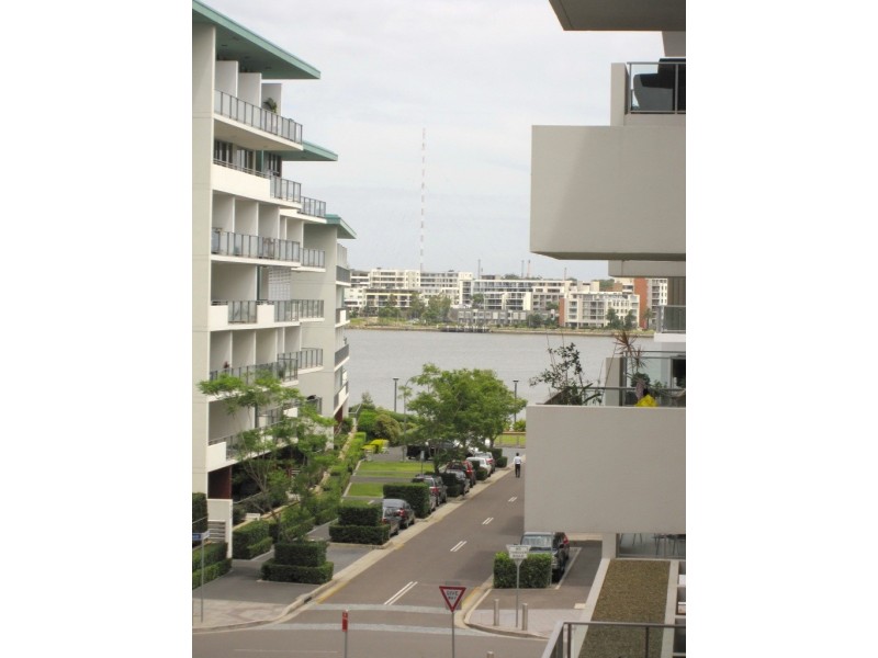 *LEASED* 103/76 Rider Blvd, Rhodes NSW 2138