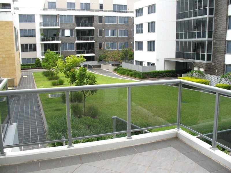 *LEASED* 535/4 Marquet Street, Rhodes NSW 2138