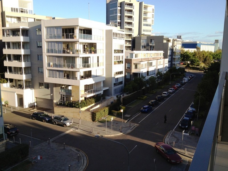 *LEASED* 601/2 Lewis Avenue, Rhodes NSW 2138