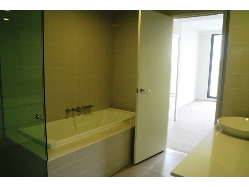 *LEASED* 401/19 Shoreline Drive, Rhodes NSW 2138