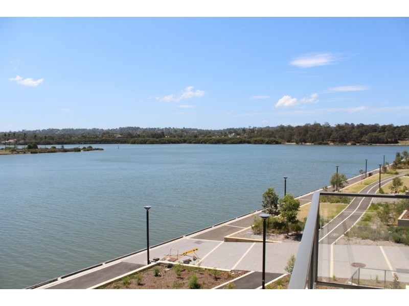 *LEASED* 403/5 Nina Gray Avenue, Rhodes NSW 2138